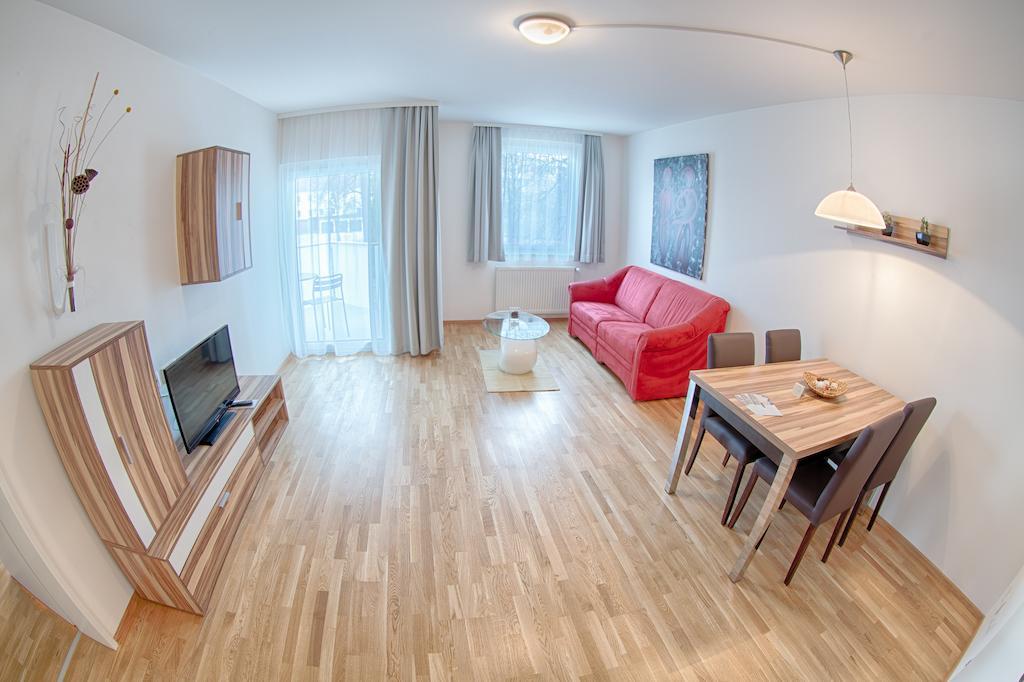 Fruehstueckshotel Waldbauer Bad Schallerbach Room photo